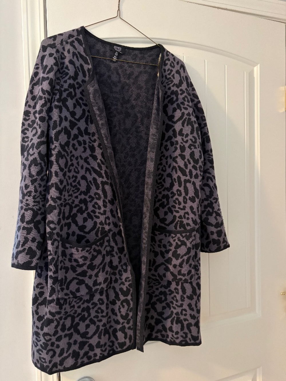 Long cardigan with pockets